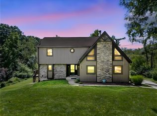 420 Clements Rd, Pittsburgh, PA 15239