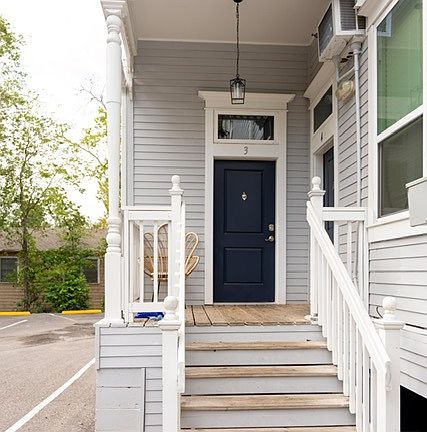4th image of 802 University Ave #10640504