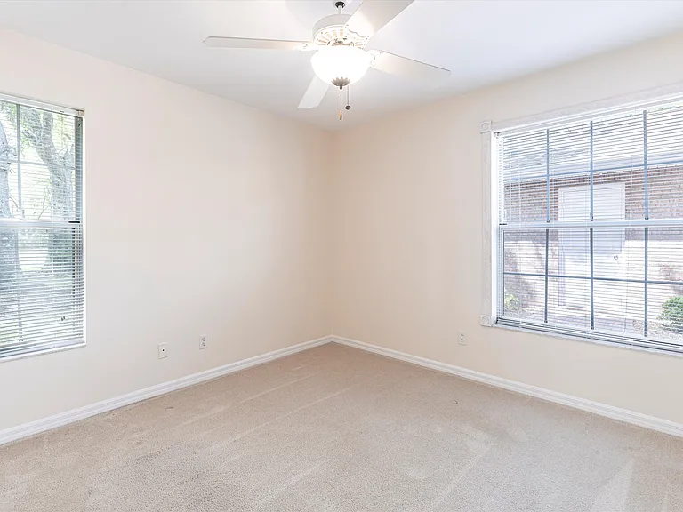 6750 Lone Oak Blvd #H — Photo 26