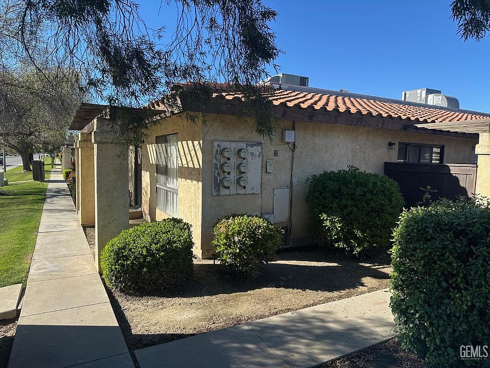 2nd image of 7016 Ming Ave