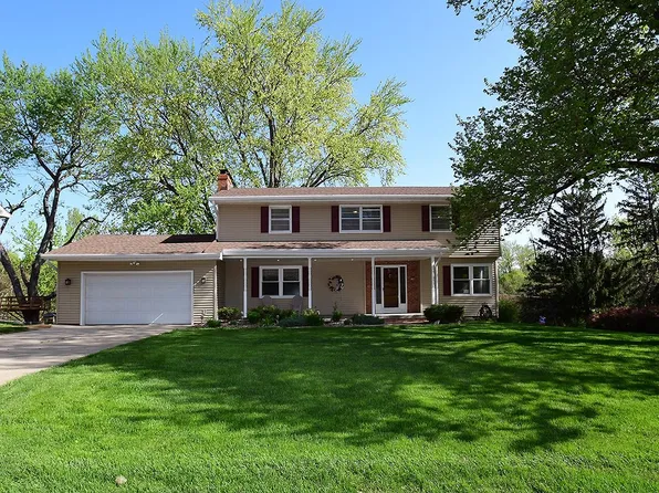 11708 Howard Rd, Omaha, NE 68154