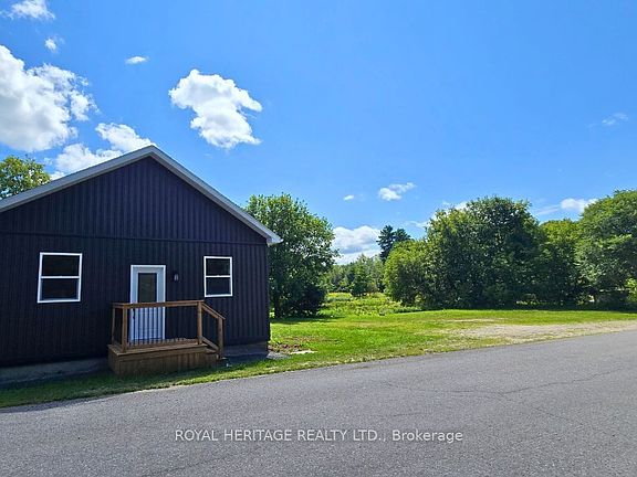 2nd image of 1009 Elm Tree Rd