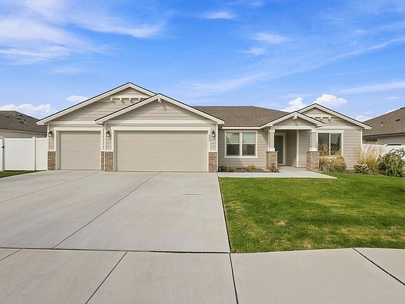 2nd image of 504 Lizzy Ln