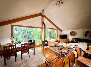 7834 NE Lovgreen Rd W, Bainbridge Island, WA 98110