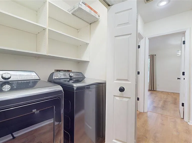315 S Edison Ave #15 — Photo 11
