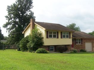 1516 Tina Ct, Mount Sterling, KY 40353