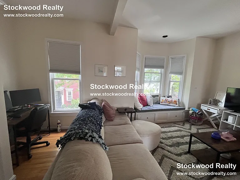 11 Gates St #2 — Photo 9