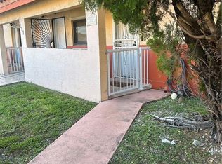 2895 W 76th St APT 102, Hialeah, FL 33018