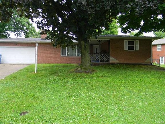3rd image of 148 Hampton Dr
