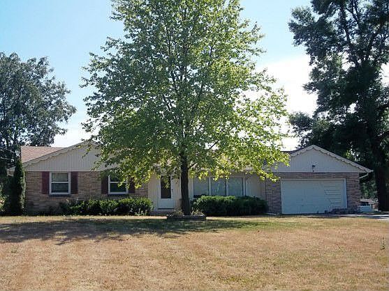 1st image of N17W27511 Lakefield Dr