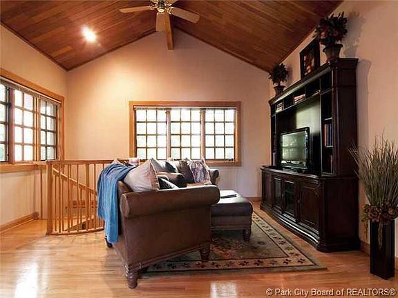 2nd image of 8020 Cache Dr #5