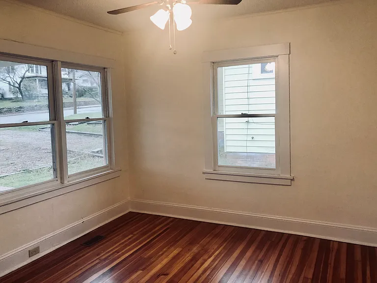 Front bedroom gets nice western light in the afternoons.