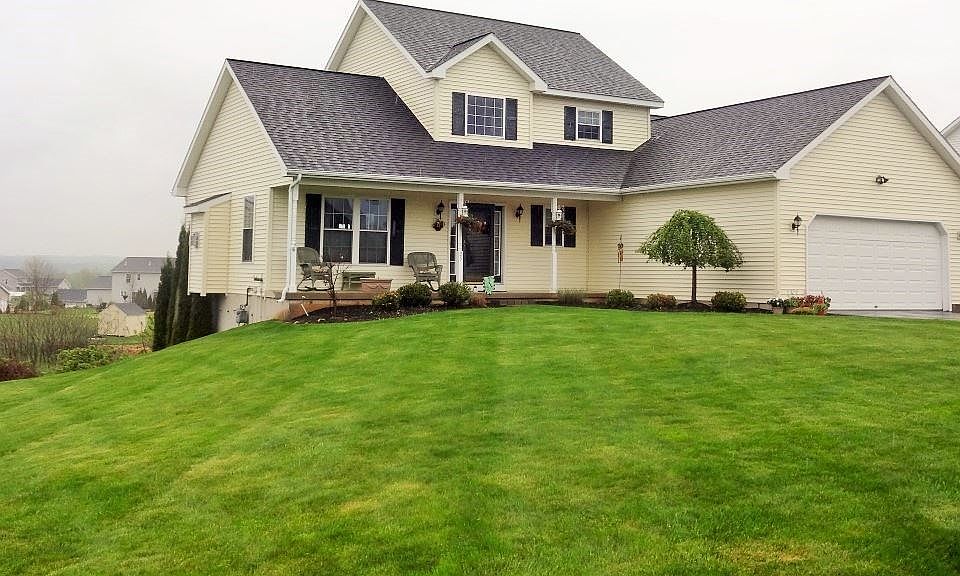 1st image of 25 Eagle Ln