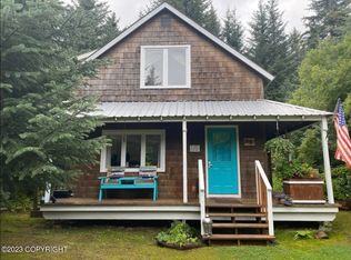 349 Shoreline Dr, Seldovia, AK 99663