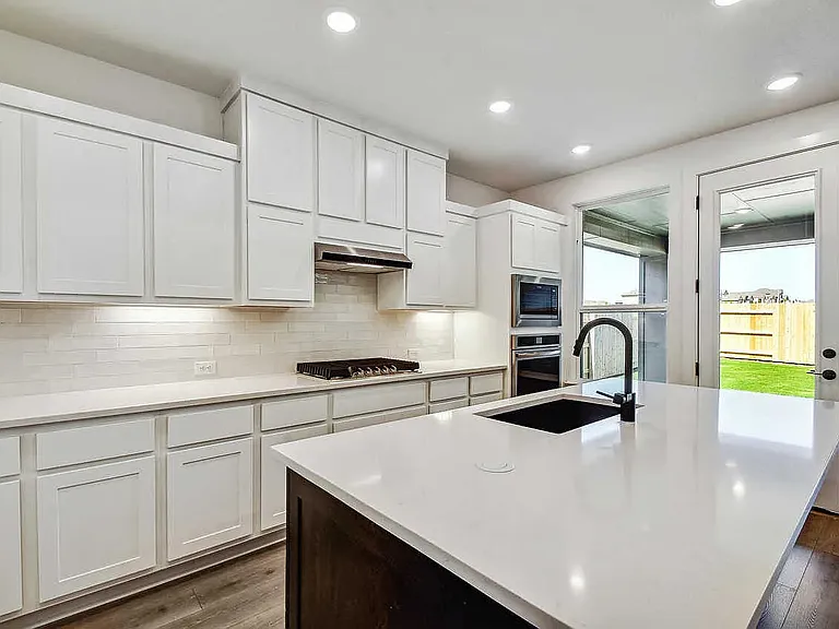 564 Biscayne Bay Bnd — Photo 6