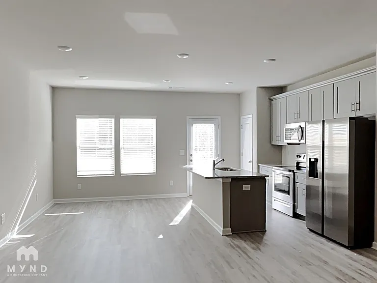6171 Redan Overlook — Photo 4