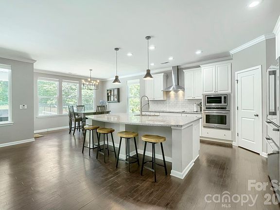 5th image of 5925 Gatekeeper Ln