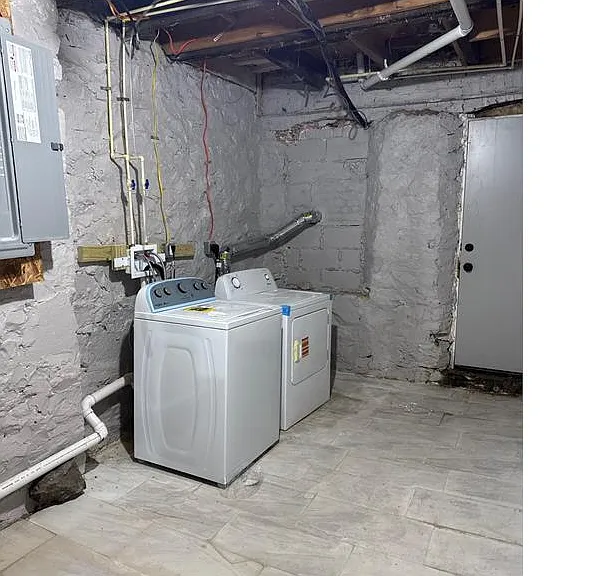3400 Edmondson Ave — Photo 9