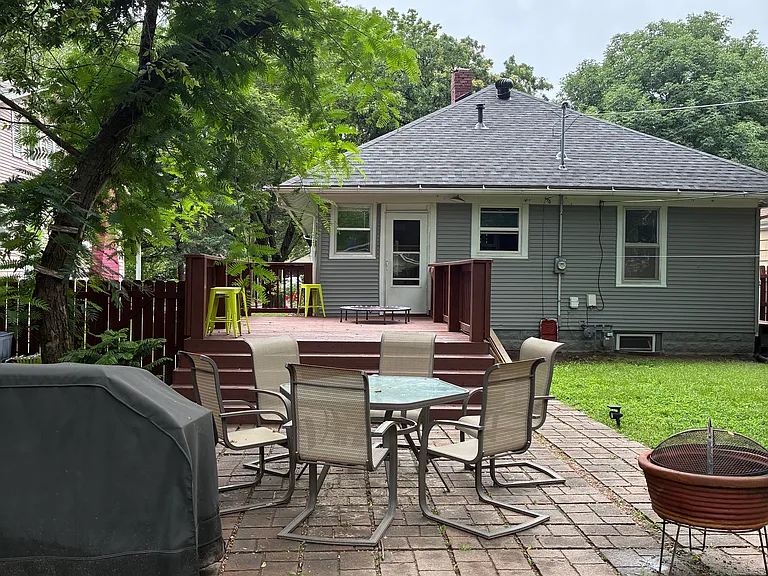 1132 N Pearce Ave — Photo 1