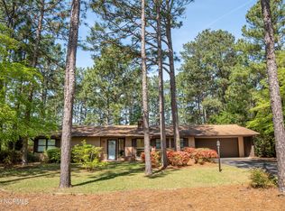 20 Par Dr, Whispering Pines, NC 28327
