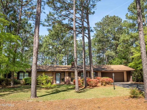 20 Par Drive, Whispering Pines, NC 28327