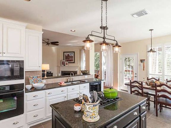 Gourmet Kitchen