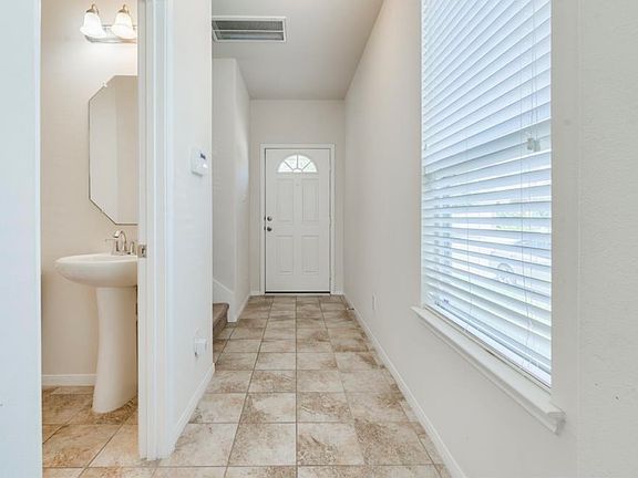 3rd image of 8019 Villa Lago Ln