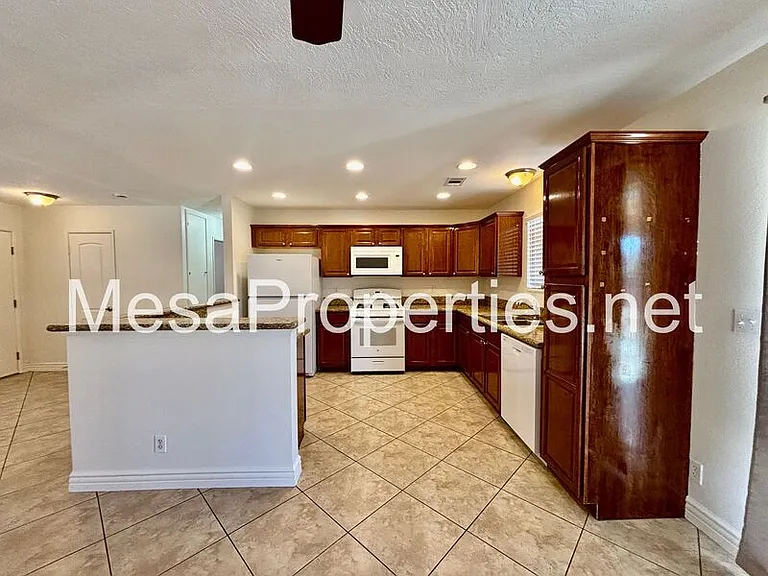 11729 Jamacha Rd — Photo 7