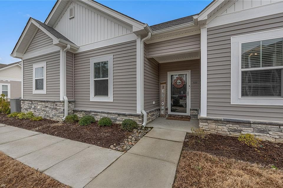 1st image of 1301 Acadian Dr #D
