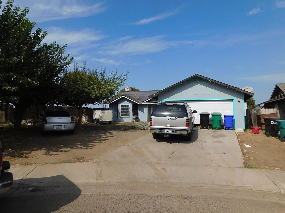 2nd image of 547 N Sierra Vista St