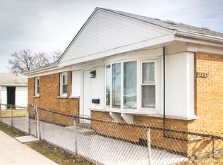 7701 Massasoit Ave, Burbank, IL 60459