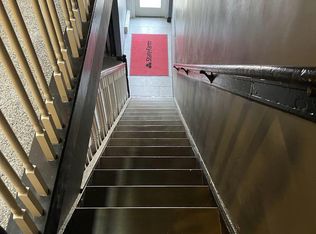 532 8th St SE APT 2, Washington, DC 20003