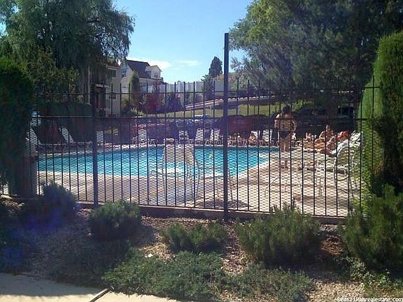 4th image of 4619 S Quail Vista Ln APT E