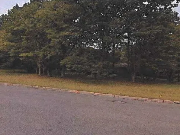 52 Larchmont Rd, Binghamton, NY 13903