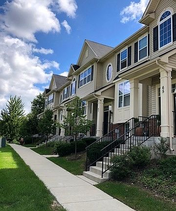 3rd image of 69 Melrose Ct