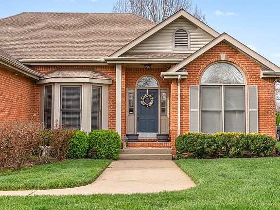 3rd image of 2587 Stone Briar Dr