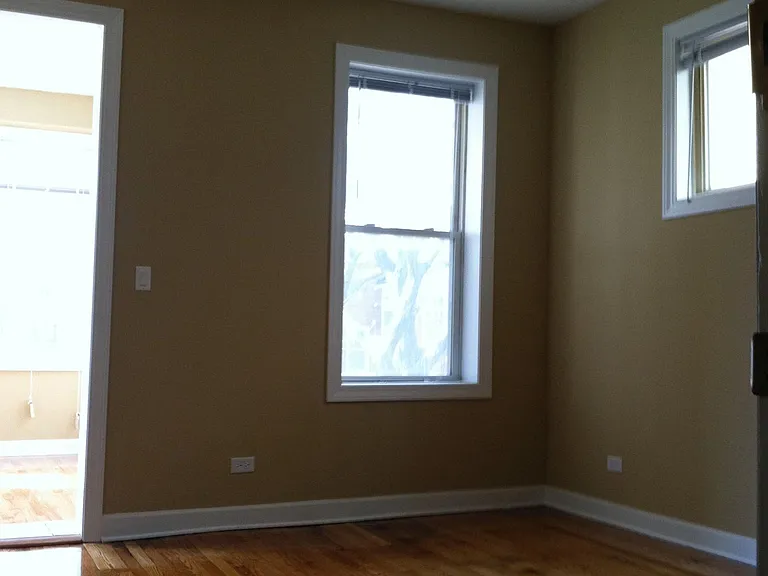 3218 W Eastwood Ave #2F — Photo 8