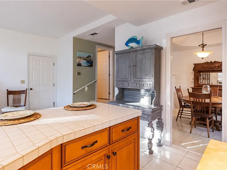 24421 Santa Clara Ave — Photo 8