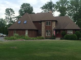 3053 Dickersonville Rd, Ransomville, NY 14131