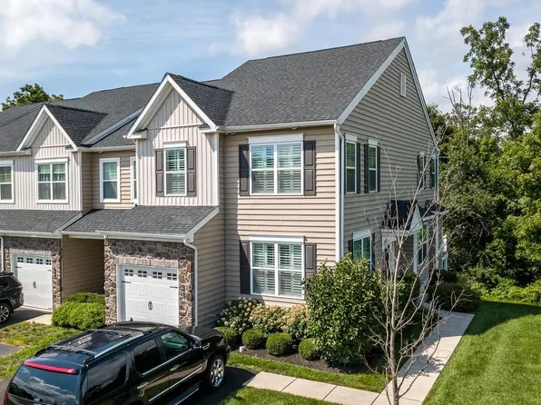 242 Hillstone Cir, Souderton, PA 18964