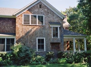 2 Dogwood Dr, East Hampton, NY 11937