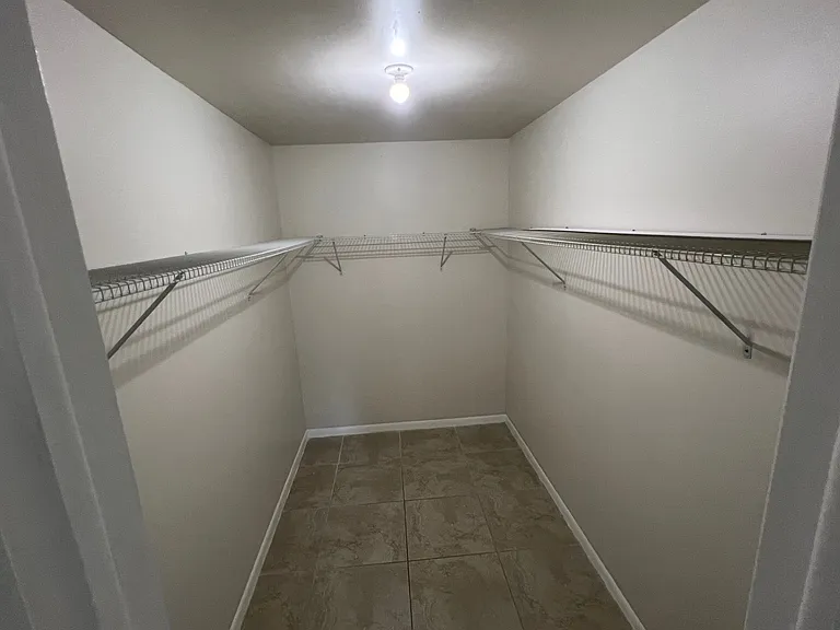 3111 Oakland Shores Dr #F109 — Photo 25