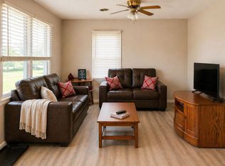 604 N Springfield St #ID1594726P, Saint James, MO 65559