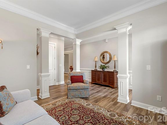 5th image of 10931 Sparkle Creek Dr
