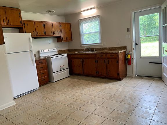 5th image of 1727 E Cone Blvd