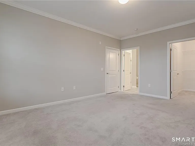 822 Center Meadow Ln #822 — Photo 16