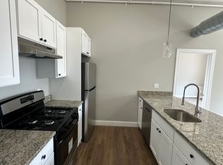 22 Richard St #B204, New Haven, CT 06513