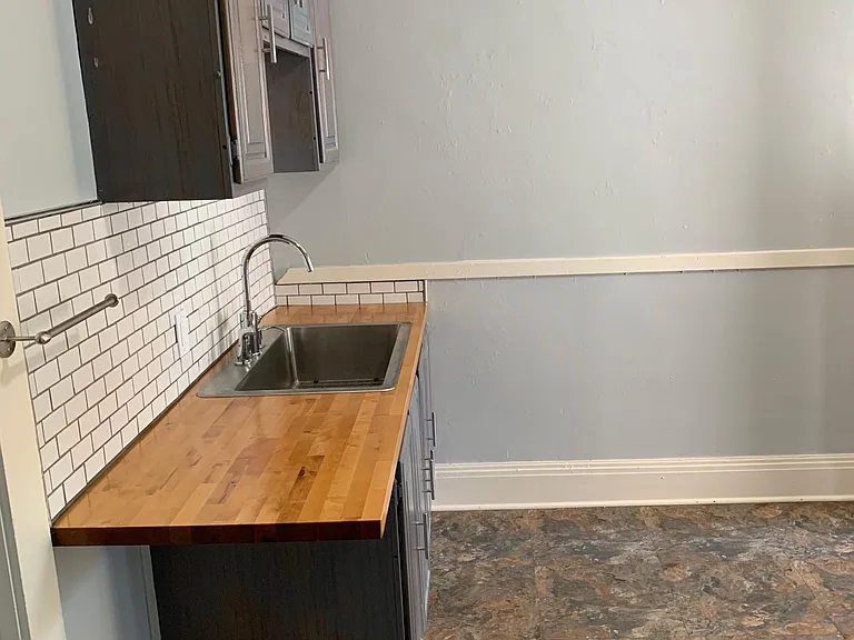 11205 Clifton Blvd — Photo 18