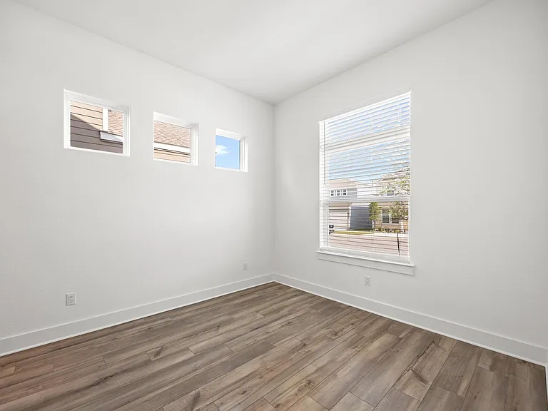 5312 Bruno St — Photo 23