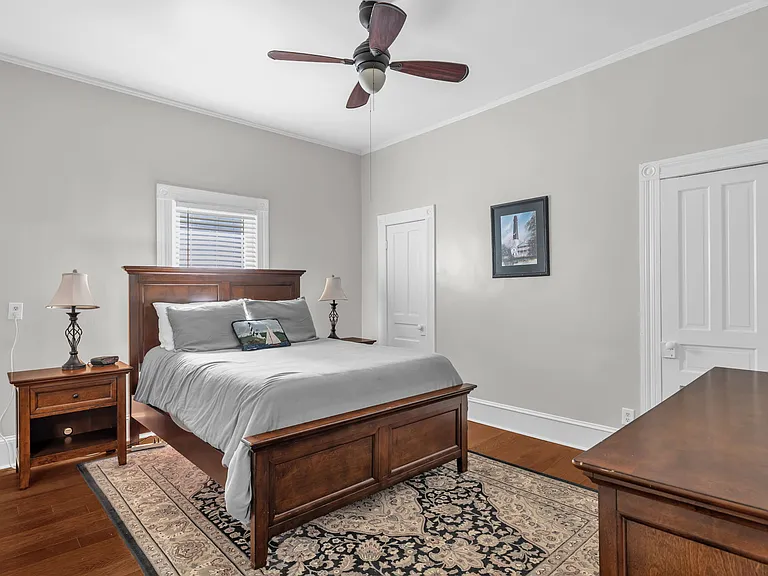 204 Wilson St — Photo 15
